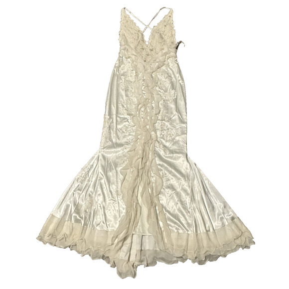 Mandalay Gown 6 Maxi Mermaid V-Neck Ruffle Satin White NWT Bridal Fairy - Picture 1 of 9